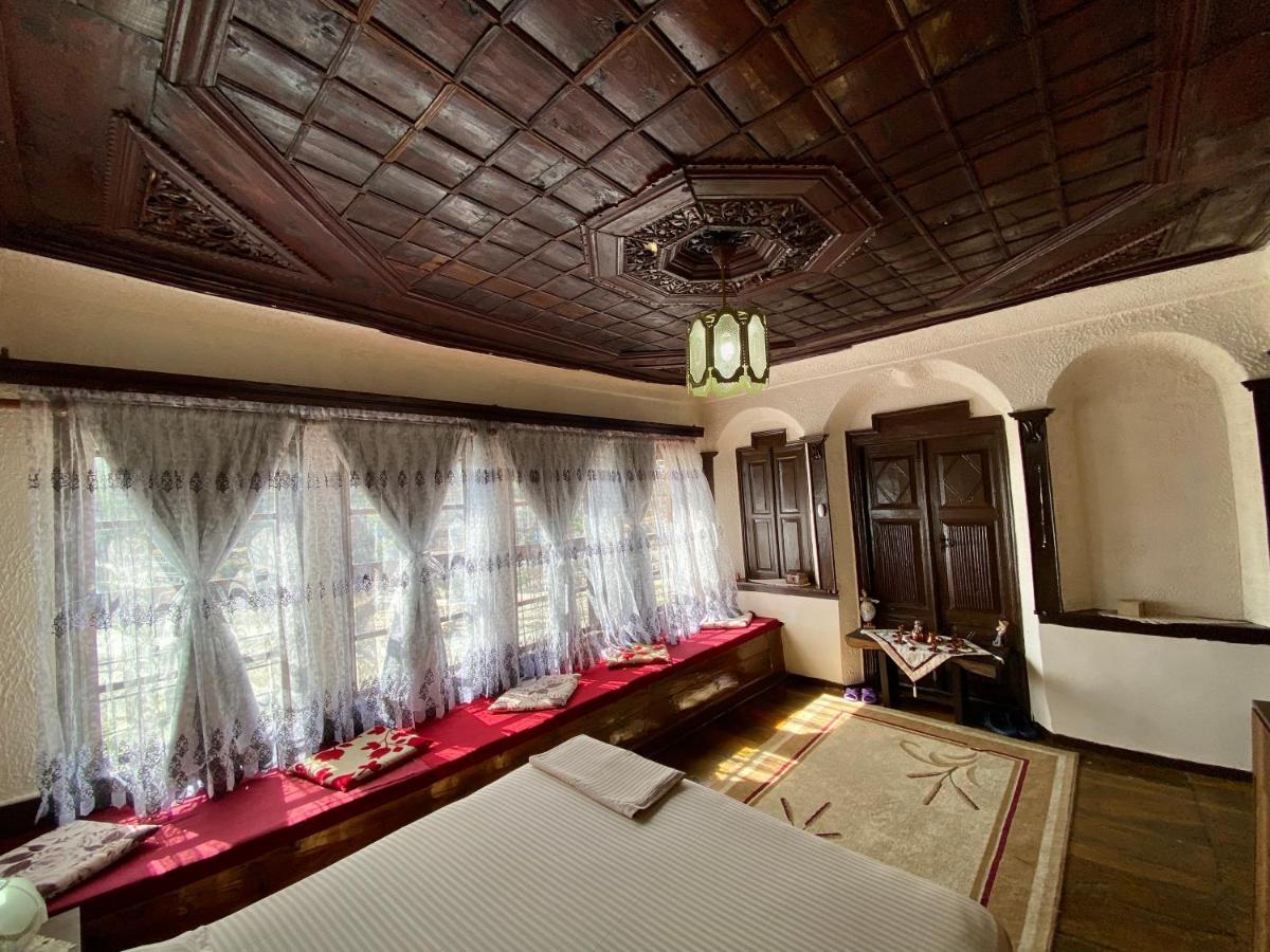 Restaurant & Guest House Semani Berat Exterior foto